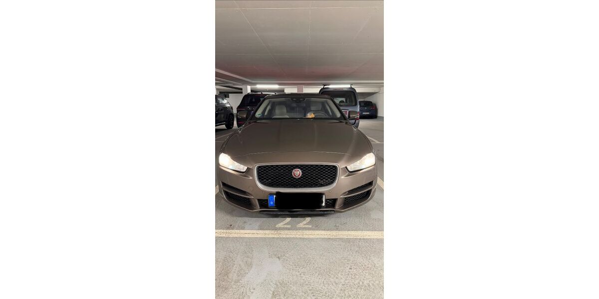 Jaguar XE 175.000 km 8.500 &euro; Homburg 66424
