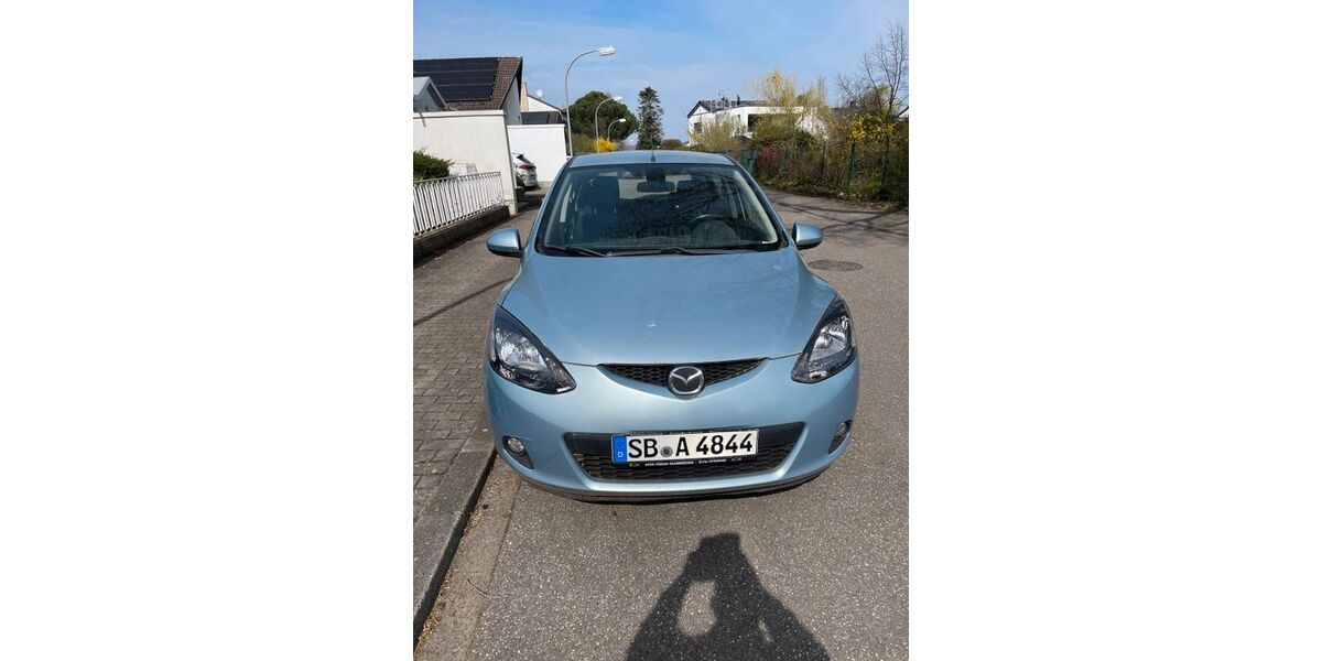 Mazda 2 90.830 km 5.200 &euro; Saarbrücken 66119