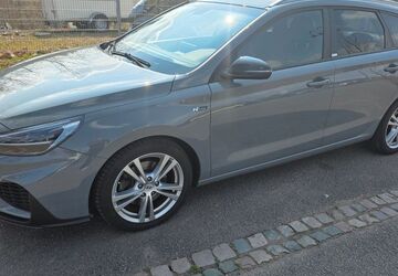 Hyundai i30 98.000 km 17.200 &euro; Linden 66851