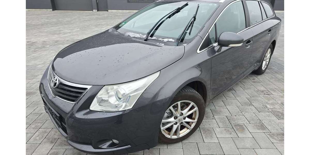 Toyota Avensis 149.740 km 8.800 &euro; Ramstein-Miesenbach 66877