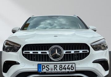 Mercedes-Benz GLA 180 8.000 km 38.900 &euro; Zweibrücken 66482