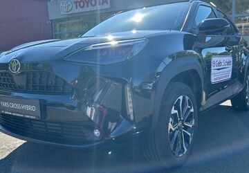 Toyota Yaris Cross 7.700 km 26.630 &euro; Schiffweiler 66578