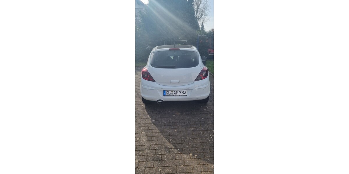 Opel Corsa D 163.000 km 3.500 &euro; Wahnwegen 66909