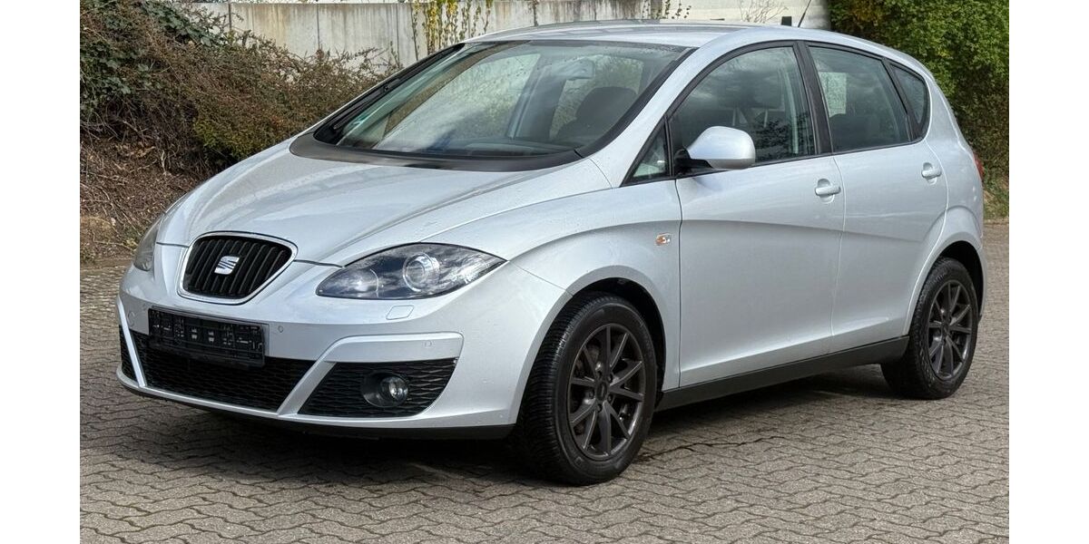Seat Altea 127.000 km 5.900 &euro; Saarbrücken 66115