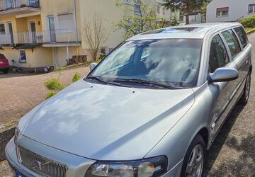 Volvo V70 341.123 km 2.700 &euro; Hütschenhausen 66882