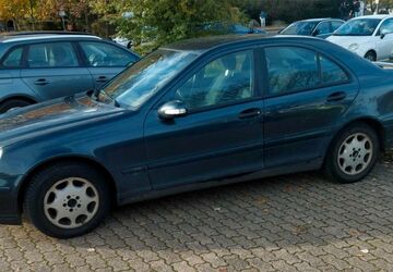 Mercedes-Benz C 220 254.000 km 2.550 &euro; Blieskastel 66440