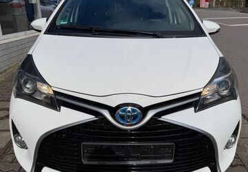 Toyota Yaris 72.000 km 12.555 &euro; Saarbrücken 66115