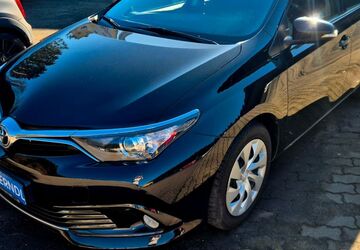 Toyota Auris 101.380 km 10.900 &euro; Pirmasens - Biebermühle 66978