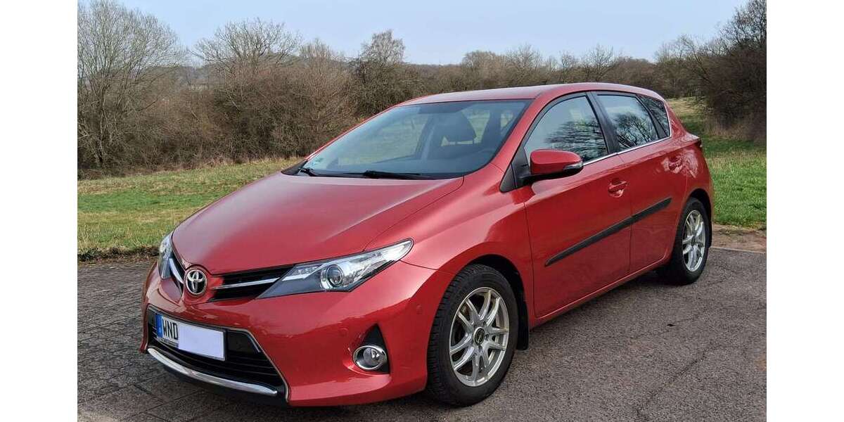 Toyota Auris 161.700 km 5.450 &euro; Tholey 66636