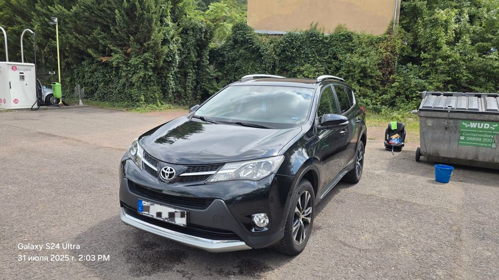 Toyota RAV 4 136.000 km 14.600 &euro; Saarbrücken 66121
