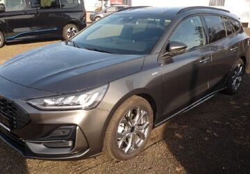 Ford Focus 8.000 km 27.900 &euro; Freisen 66629