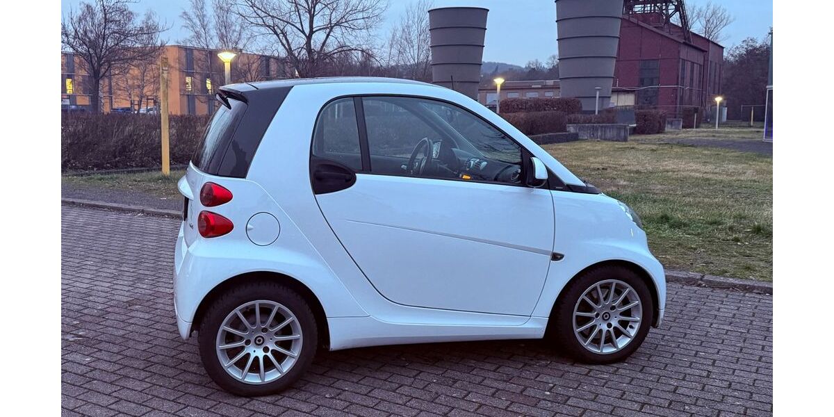 Smart ForTwo 54.000 km 6.100 &euro; Saarbrücken 66115