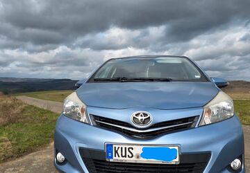 Toyota Yaris 99.000 km 7.600 &euro; Bedesbach 66885