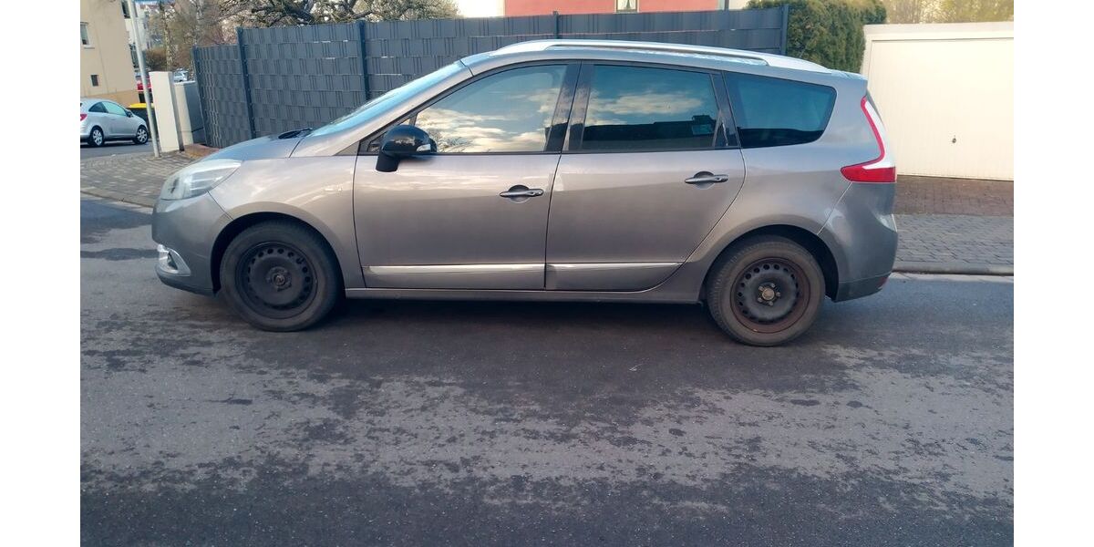 Renault Scenic 150.000 km 7.850 &euro; Saarbrücken 66125