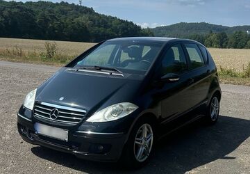 Mercedes-Benz A 180 237.100 km 2.300 &euro; Homburg 66424