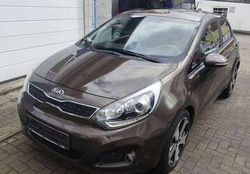 Kia Rio 65.521 km 7.600 &euro; Zweibrücken 66482