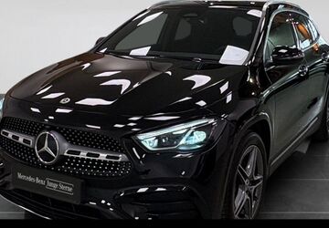 Mercedes-Benz GLA 200 12.720 km 40.780 &euro; Saarbrücken 66117